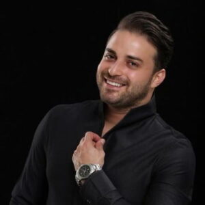 Babak Jahanbakhsh – Chi Shode (Live)