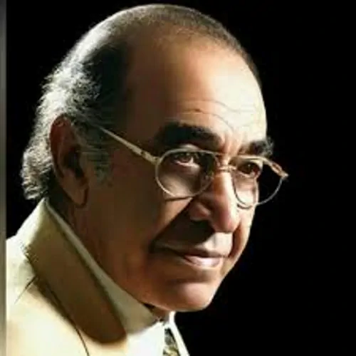 Hossein Khajeh Amiri – Ghazal Gol Foroosh